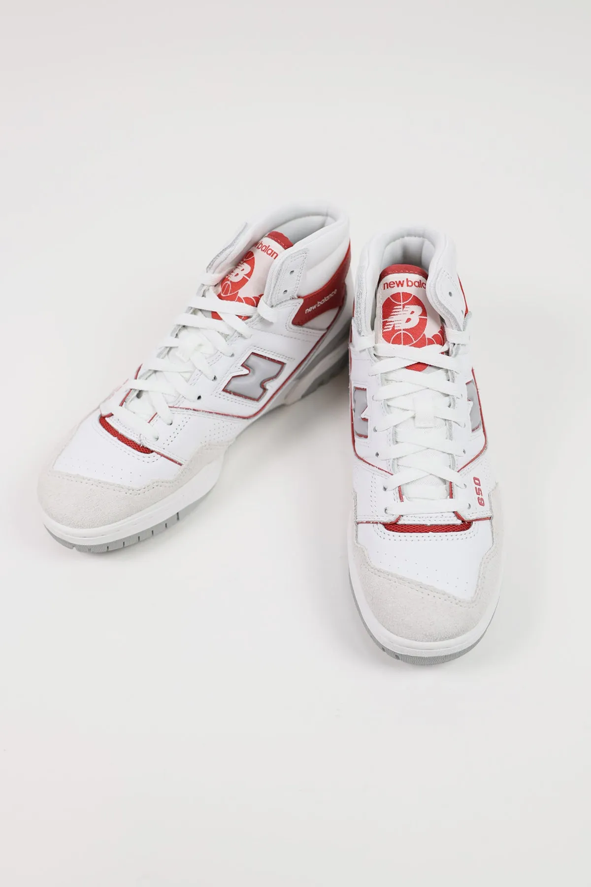 650 - White/Red