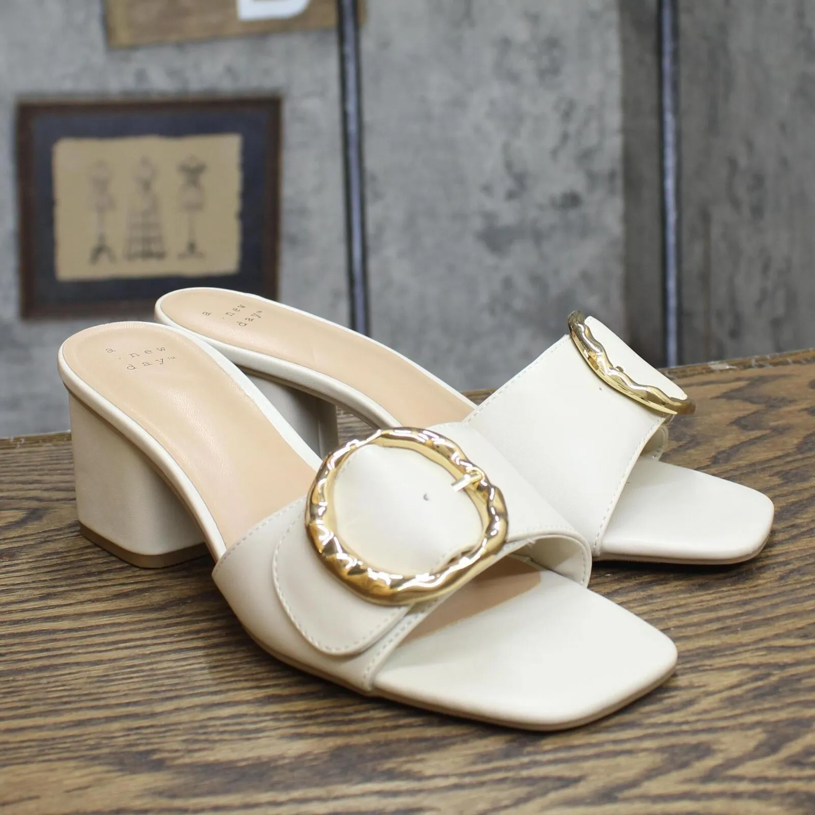 A New Day Womens Diana Buckle Mule Heels 89998799 Cream Off White 8M