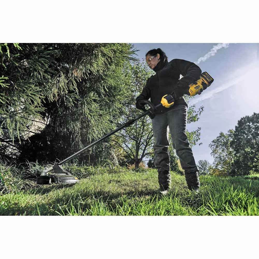 DEWALT DCST972X1 60V MAX* 17 in. Brushless Attachment Capable String Trimmer Kit