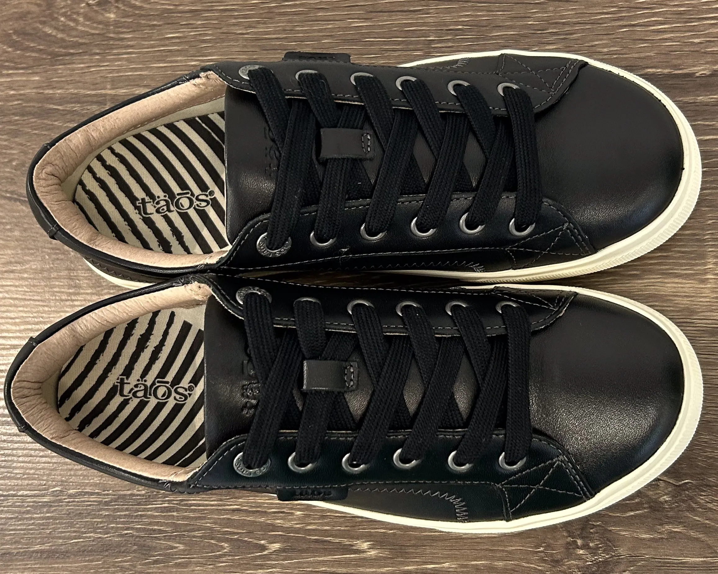 Plim Soul Lux in Black - Wide Width!