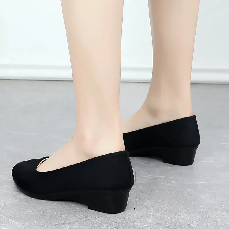 Stylish Women's Flat Soft Bottom Black Canvas Shoes