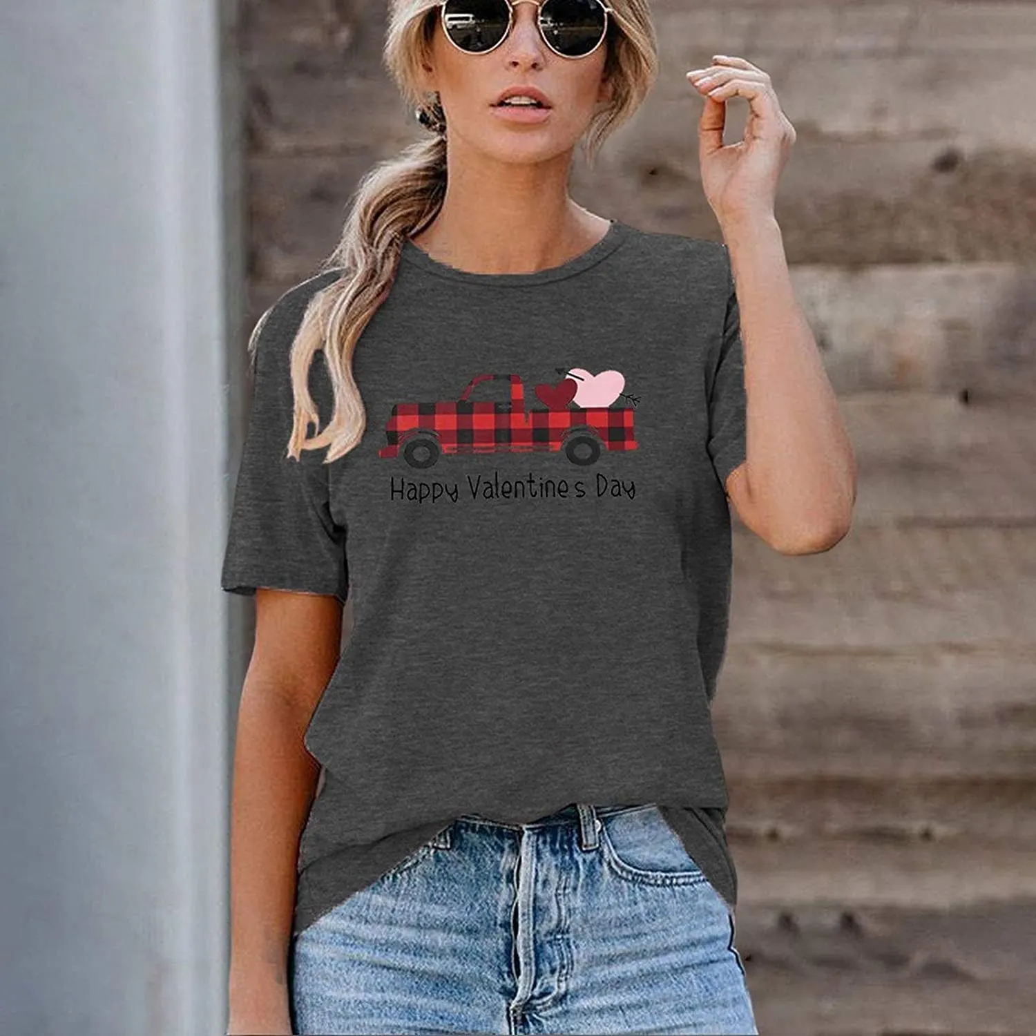 Women Buffalo Plaid Heart Truck Happy Valentine's Day T-Shirt